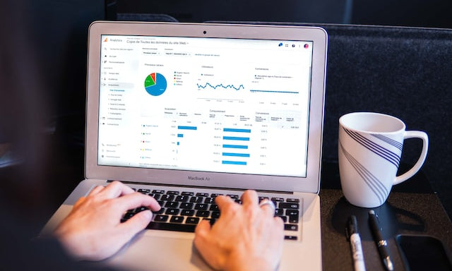 Google Analytics 4 seadistamine Shopify e-poes