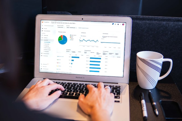 Google Analytics 4 seadistamine Shopify e-poes
